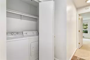 2805 NE 125th St, Seattle, WA 98125 - Photo 11