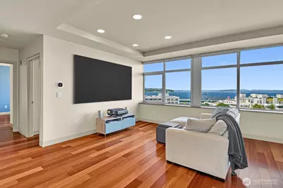 2319 1st Avenue #306, Seattle, WA 98121 - Photo 9