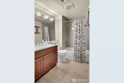 2319 1st Avenue #306, Seattle, WA 98121 - Photo 11