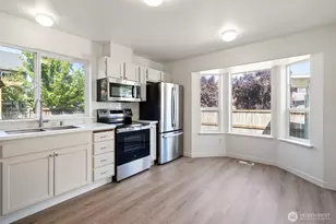 7919 195th St E, Spanaway, WA 98387 - Photo 9