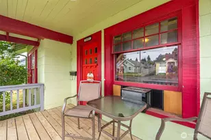 853 Fowler St, Raymond, WA 98577 - Photo 5