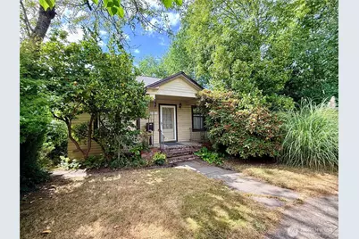 7011 14 Th Avenue NE, Seattle, WA 98115 - Photo 1