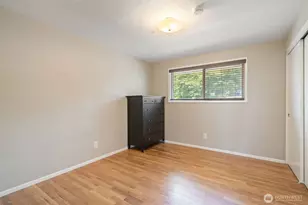 8102 E Seaview Dr, Port Orchard, WA 98366 - Photo 13