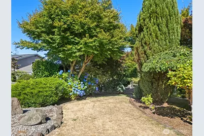 8102 E Seaview Drive, Port Orchard, WA 98366 - Photo 33