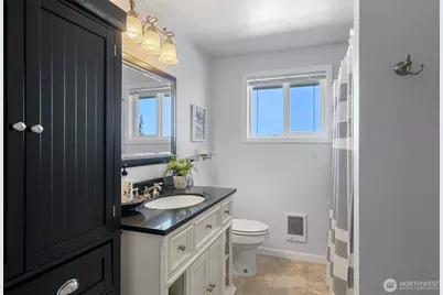8102 E Seaview Drive, Port Orchard, WA 98366 - Photo 15