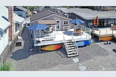 14130 Evergreen Way, Stanwood, WA 98292 - Photo 5