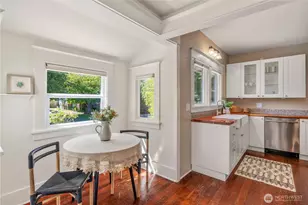 724 S Cushman Ave, Tacoma, WA 98405 - Photo 7