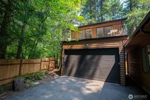 140 N Dow Creek Dr, Hoodsport, WA 98548 - Photo 3