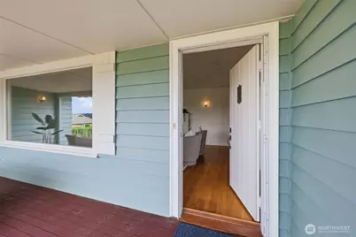 1209 S Sunset Drive, Tacoma, WA 98465 - Photo 7