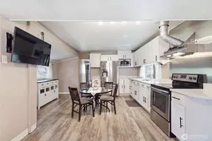 1660 S 333rd St, Federal Way, WA 98003 - Photo 5