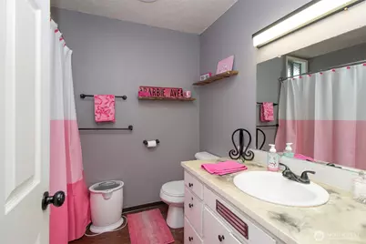 413 E Orcas Avenue, Port Angeles, WA 98362 - Photo 15