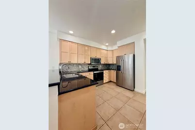 4611 NE 5th Place, Renton, WA 98059 - Photo 13