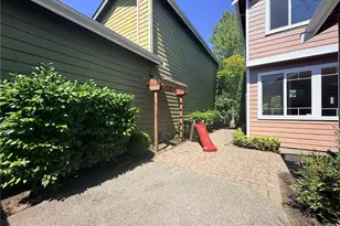 4611 NE 5th Pl, Renton, WA 98059 - Photo 33