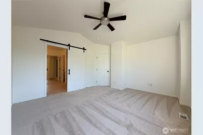 4611 NE 5th Place, Renton, WA 98059 - Photo 19
