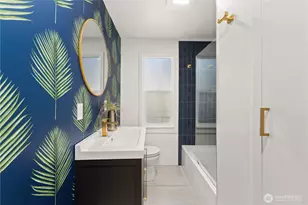 3235 W Viewmont Wy W, Seattle, WA 98199 - Photo 13