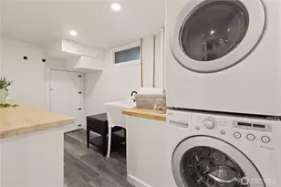 3235 W Viewmont Wy W, Seattle, WA 98199 - Photo 21