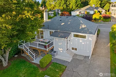 3235 W Viewmont Way W, Seattle, WA 98199 - Photo 27