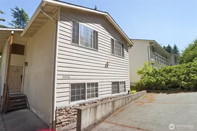 10606 Roosevelt Way NE, Seattle, WA 98125 - Photo 5