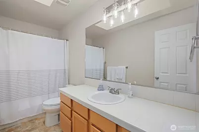 7977 E Clam Bay Court, Port Orchard, WA 98366 - Photo 17