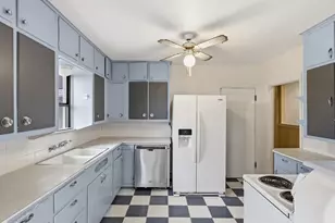 5821 3rd Ave NW, Seattle, WA 98107 - Photo 7