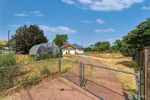 193 S Columbia St, Milton-Freewater, OR 97862 - Photo 29