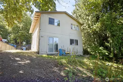 10616 Roosevelt Way NE, Seattle, WA 98125 - Photo 5