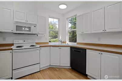 2300 Benson Road S #2-1, Renton, WA 98055 - Photo 15