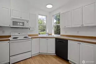2300 Benson Road S, Renton, WA 98055 - Photo 15
