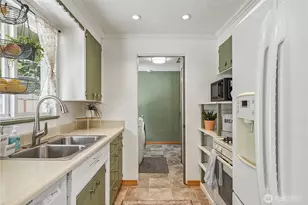 20818 77th Pl W, Edmonds, WA 98026 - Photo 9