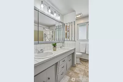 20818 77th Place W, Edmonds, WA 98026 - Photo 27