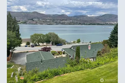 1902 W Prospect Street #105, Chelan, WA 98816 - Photo 1