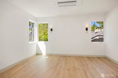 1255 NE 100th Street, Seattle, WA 98125 - Photo 9