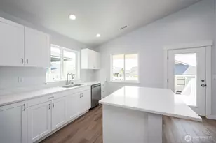 123 E 9th Ave, Moses Lake, WA 98837 - Photo 11