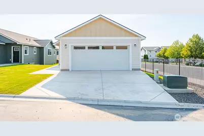 123 E 9th Avenue #58, Moses Lake, WA 98837 - Photo 5