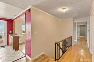 14805 37th Ave NE, Lake Forest Park, WA 98155 - Photo 17