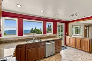 14805 37th Ave NE, Lake Forest Park, WA 98155 - Photo 9