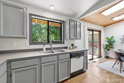 43621 SE 142nd Street, North Bend, WA 98045 - Photo 11