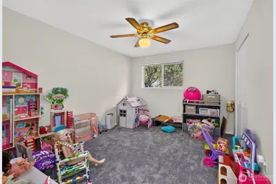 402 170th Place SW, Bothell, WA 98012 - Photo 23