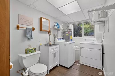 402 170th Place SW, Bothell, WA 98012 - Photo 29
