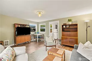 3023 NE 133rd St, Seattle, WA 98125 - Photo 7