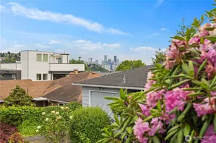 2422 W Lynn St, Seattle, WA 98199 - Photo 31