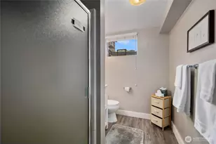 2422 W Lynn St, Seattle, WA 98199 - Photo 21