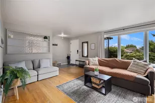 2422 W Lynn St, Seattle, WA 98199 - Photo 5