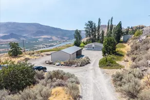 148 US Hwy 97A, Chelan, WA 98816 - Photo 25
