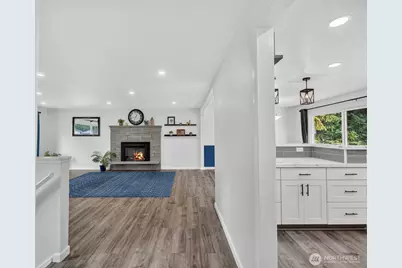 13042 SE 184th Place, Renton, WA 98058 - Photo 17