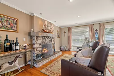 11912 Marine View Drive, Edmonds, WA 98026 - Photo 19