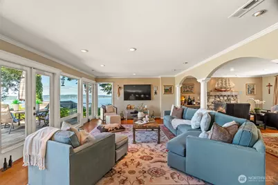 11912 Marine View Drive, Edmonds, WA 98026 - Photo 25