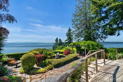 11912 Marine View Drive, Edmonds, WA 98026 - Photo 9