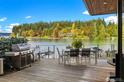 5482 Fletcher Landing NE, Bainbridge Island, WA 98110 - Photo 17