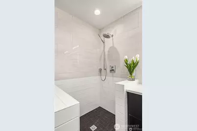 5482 Fletcher Landing NE, Bainbridge Island, WA 98110 - Photo 25